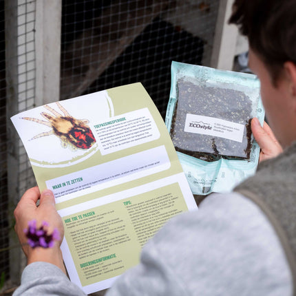 Roofmijt tegen bloedluis bij gevogelte
