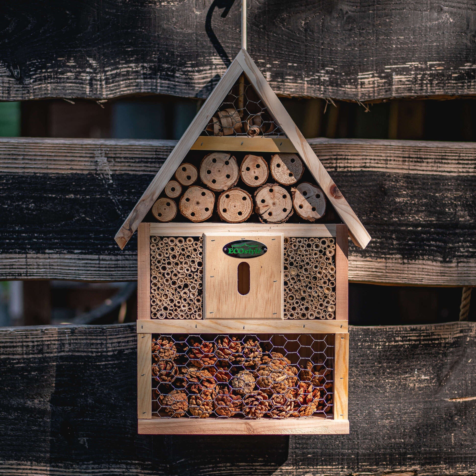 Insectenhotels kopen | Voor bijen en biodiversiteit Insectenhotels kopen | Voor bijen en biodiversiteit